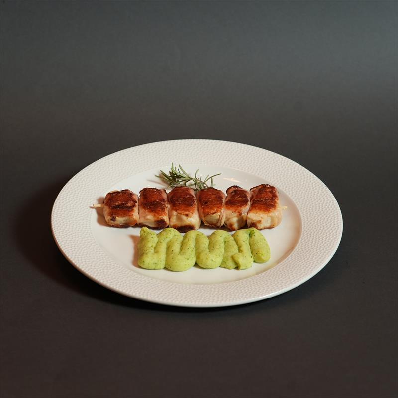 ПИЛЕШКИ РАЖНИЧ СО СЛАНИНА